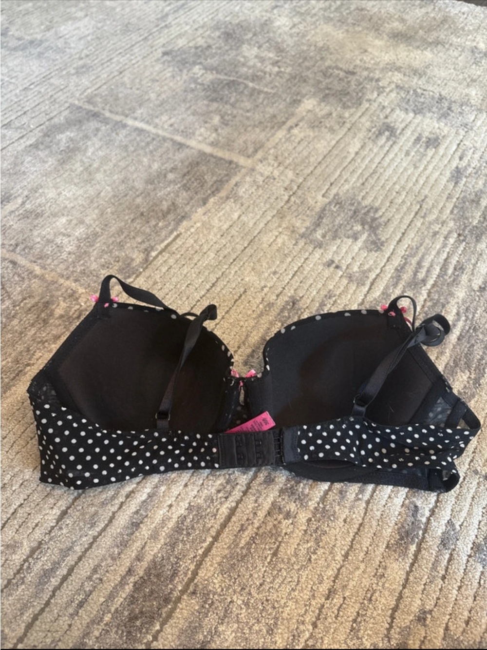 Betsey Johnson Black Polka Dot Bra with bling Pink Accents 36B - Picture 5 of 6